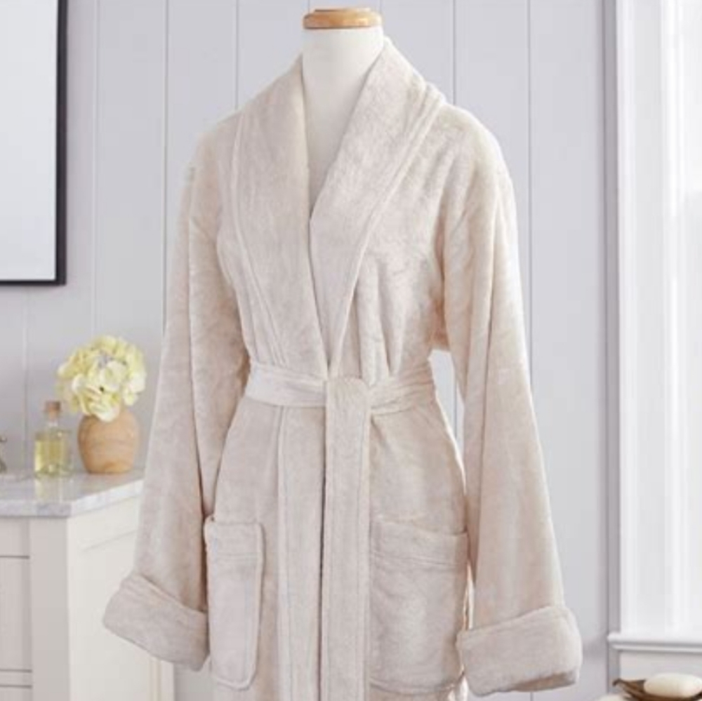 Pottery Barn Luxe Heathered Robe Plush large